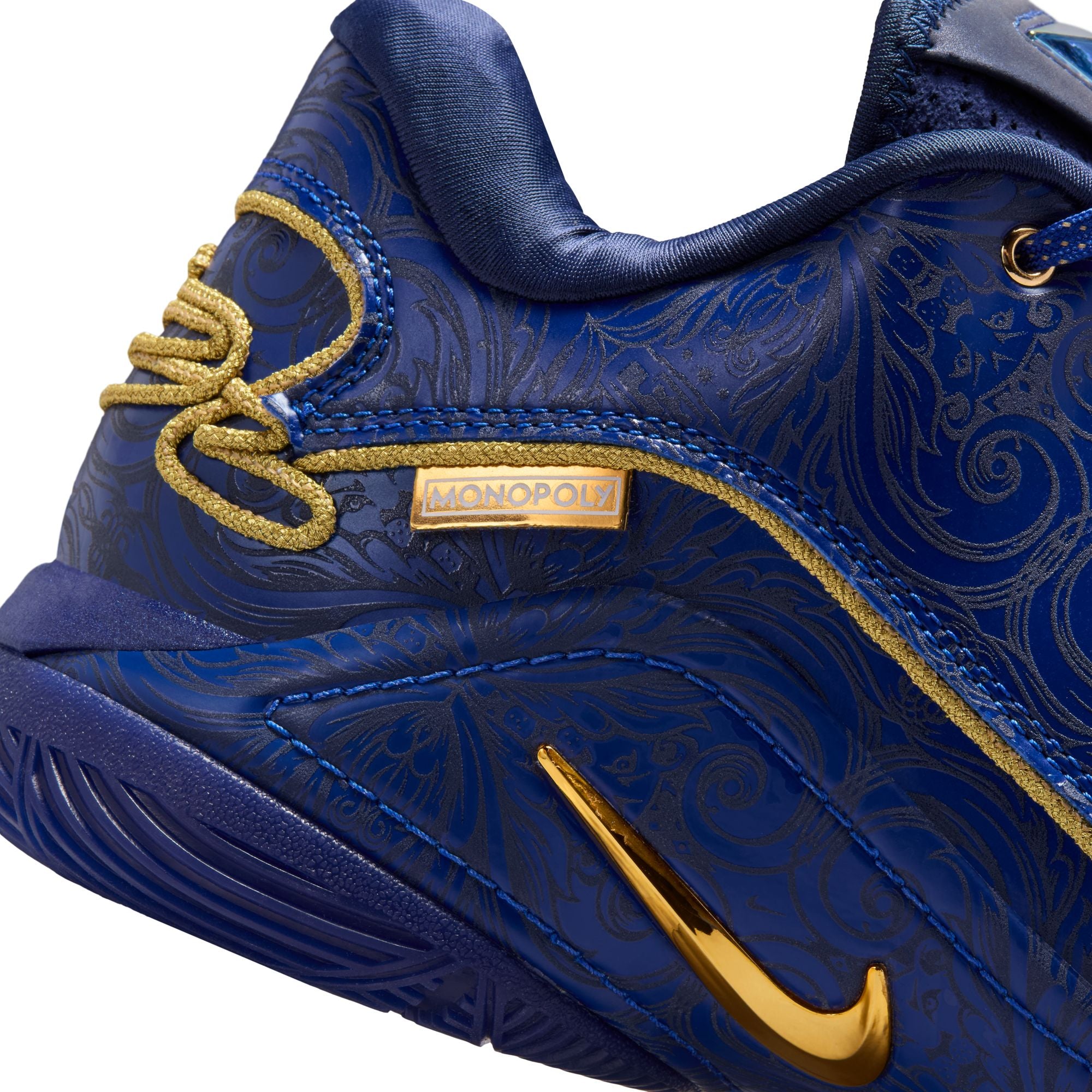 LeBron XXII: Token