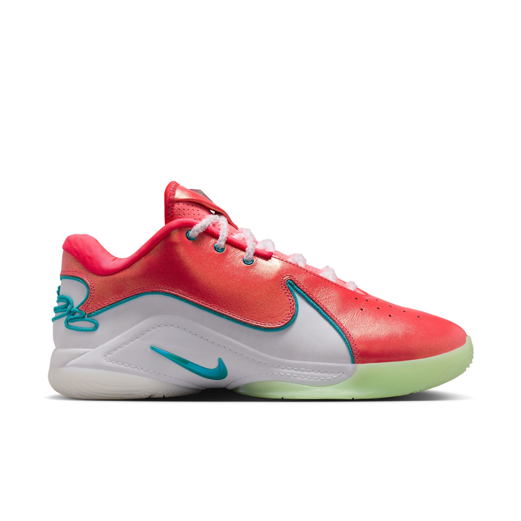 LeBron XXII: Limelight