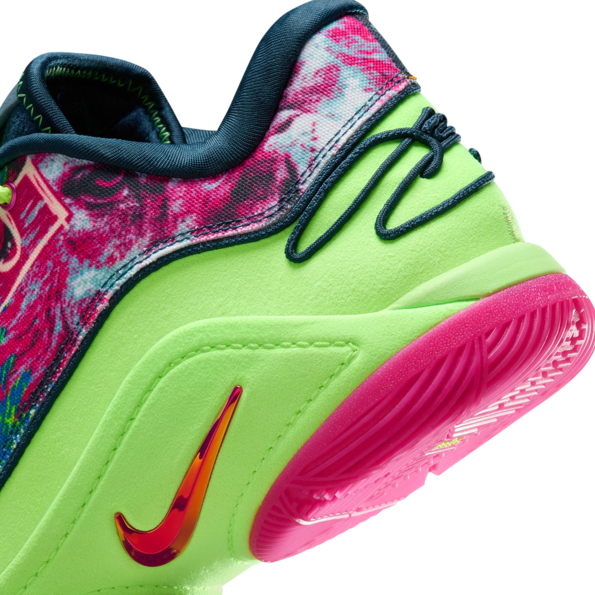LeBron XXII: “Bryce’s World”